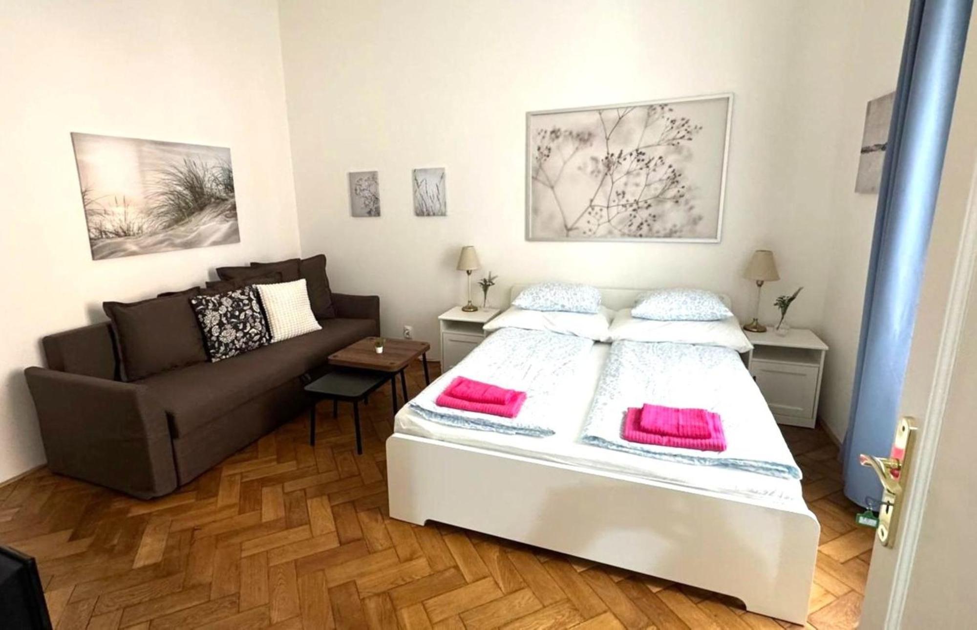 Side Street Apartments Prag Dış mekan fotoğraf