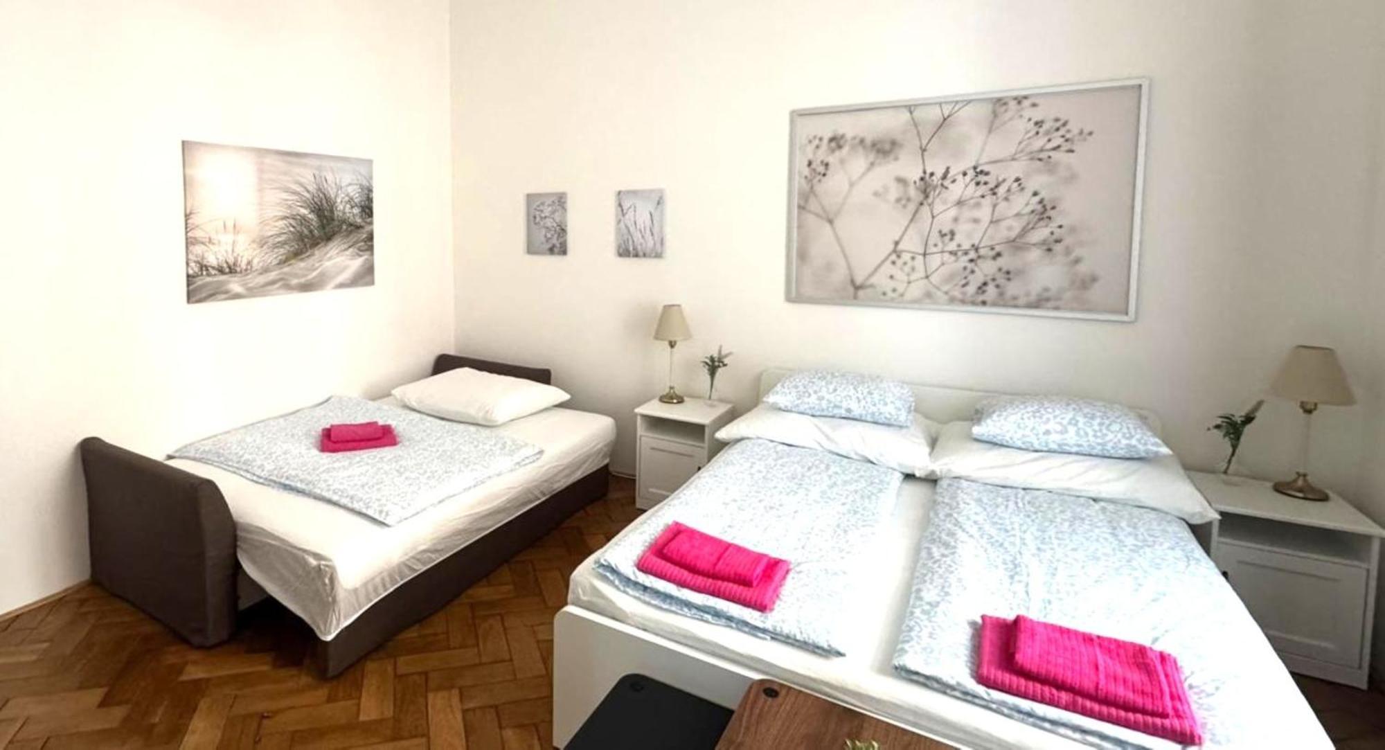 Side Street Apartments Prag Dış mekan fotoğraf