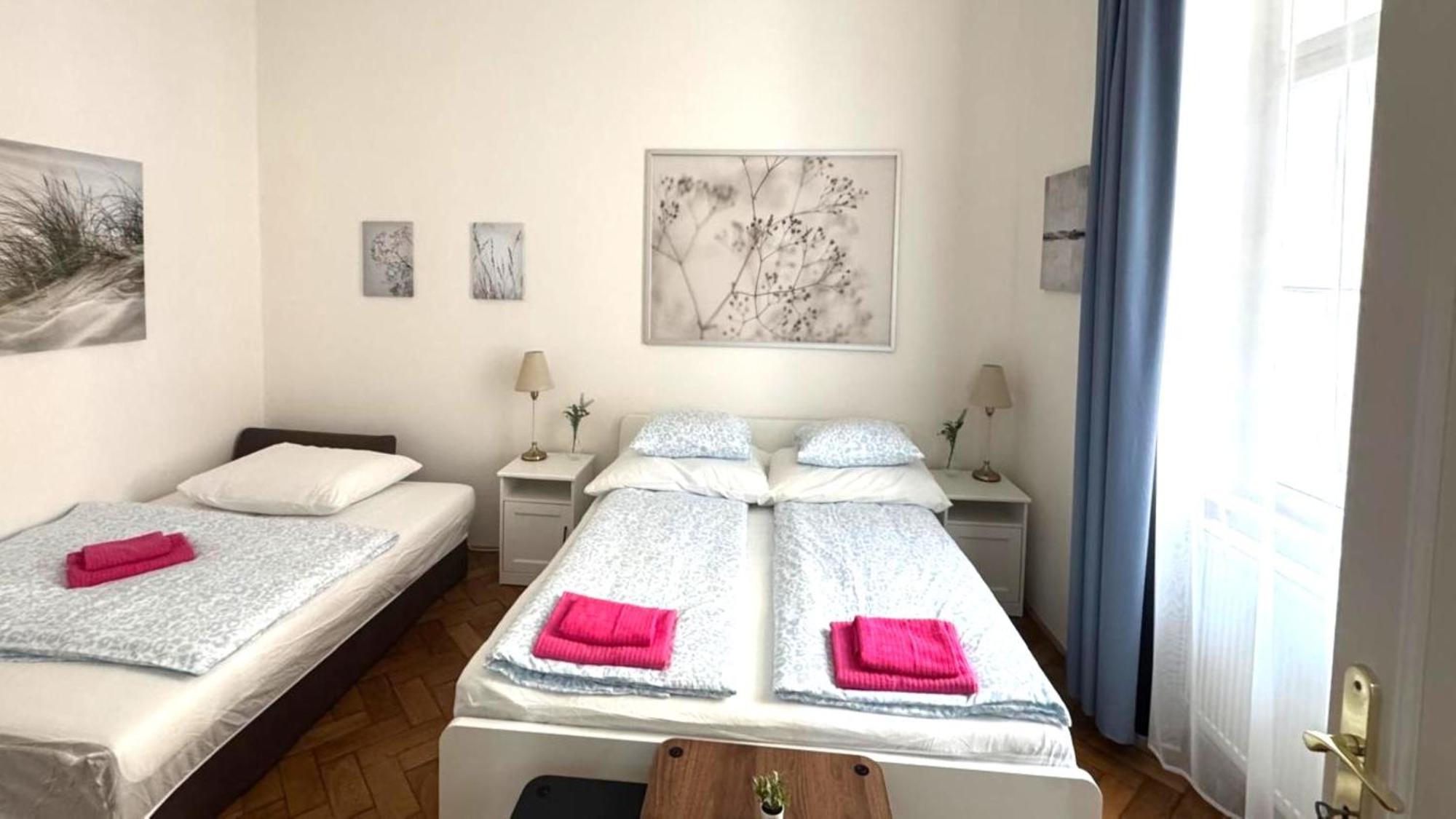 Side Street Apartments Prag Dış mekan fotoğraf